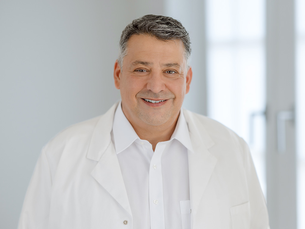 Portrait Dr. Darius Sadeghian